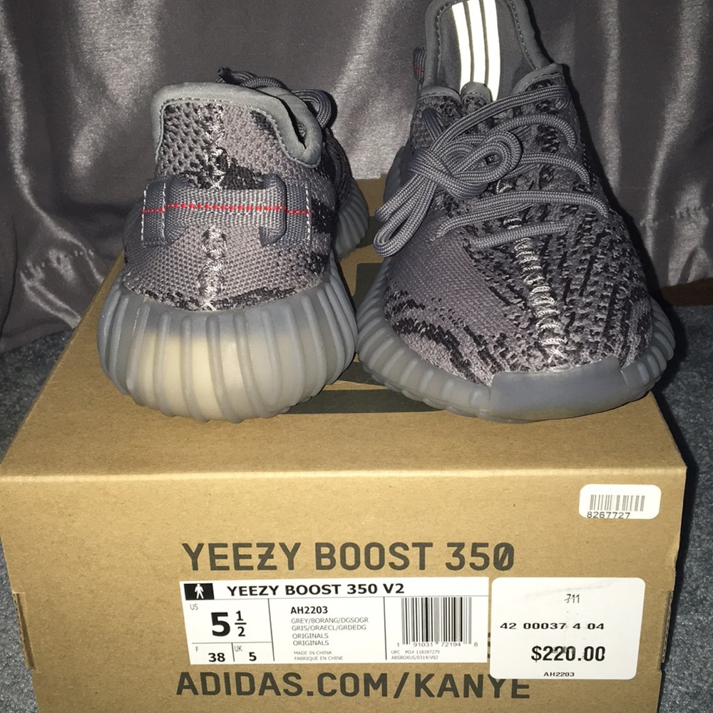 Yeezy Boost 350 Beluga 2.0